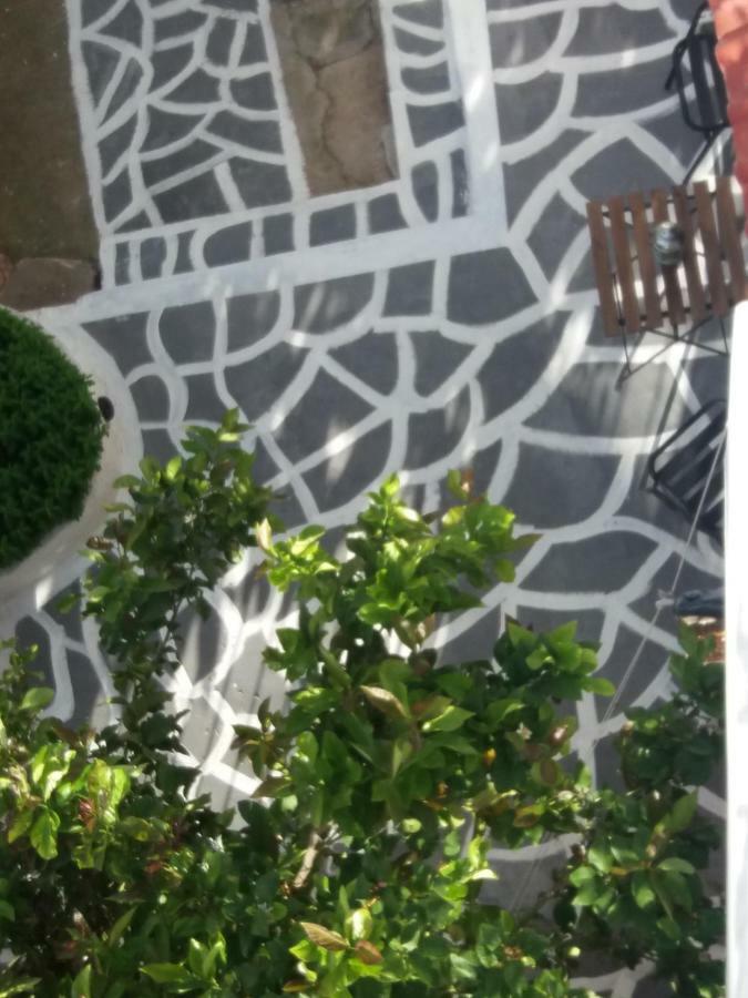 Studio In Garden Poros Town Luaran gambar
